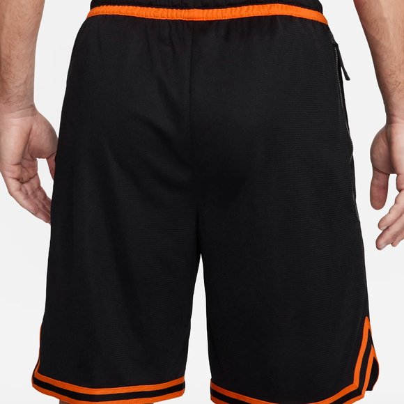 Nike WNBA Shorts - Picture 2 of 7